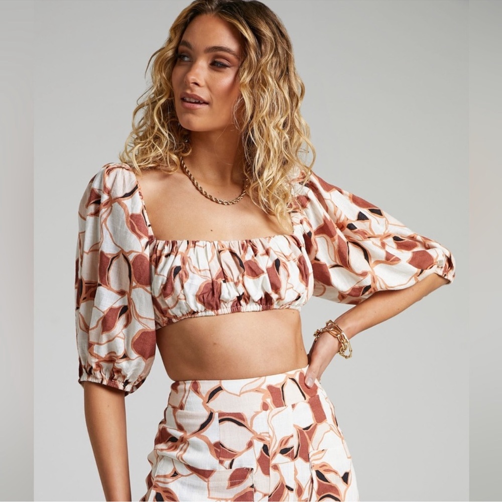 NWOT AMALIE THE LABEL Mikaelle Top
